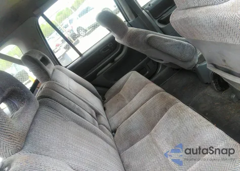 1997 Honda Cr-V from USA, damaged, VIN JHLRD1848VC017601